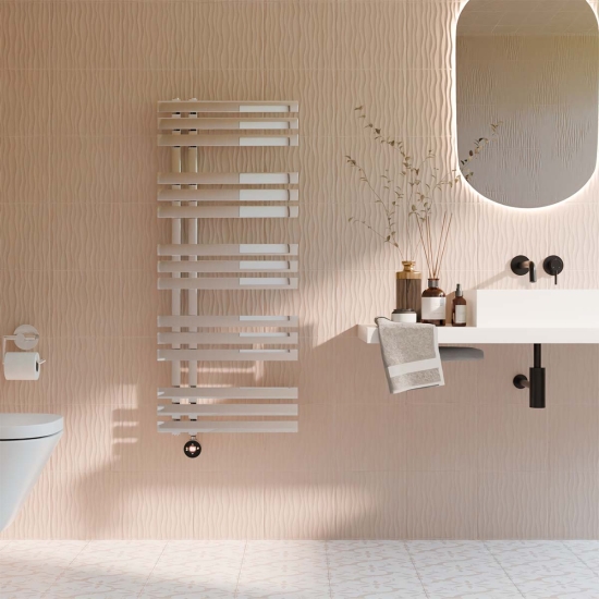 Ecostrad Scena TriQ WiFi Electric Towel Rail - Chrome photo